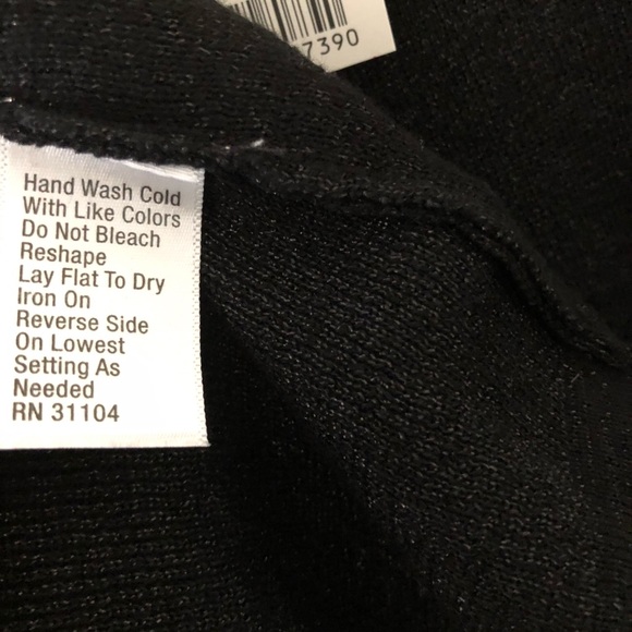 Black tank top size M - Picture 2 of 4